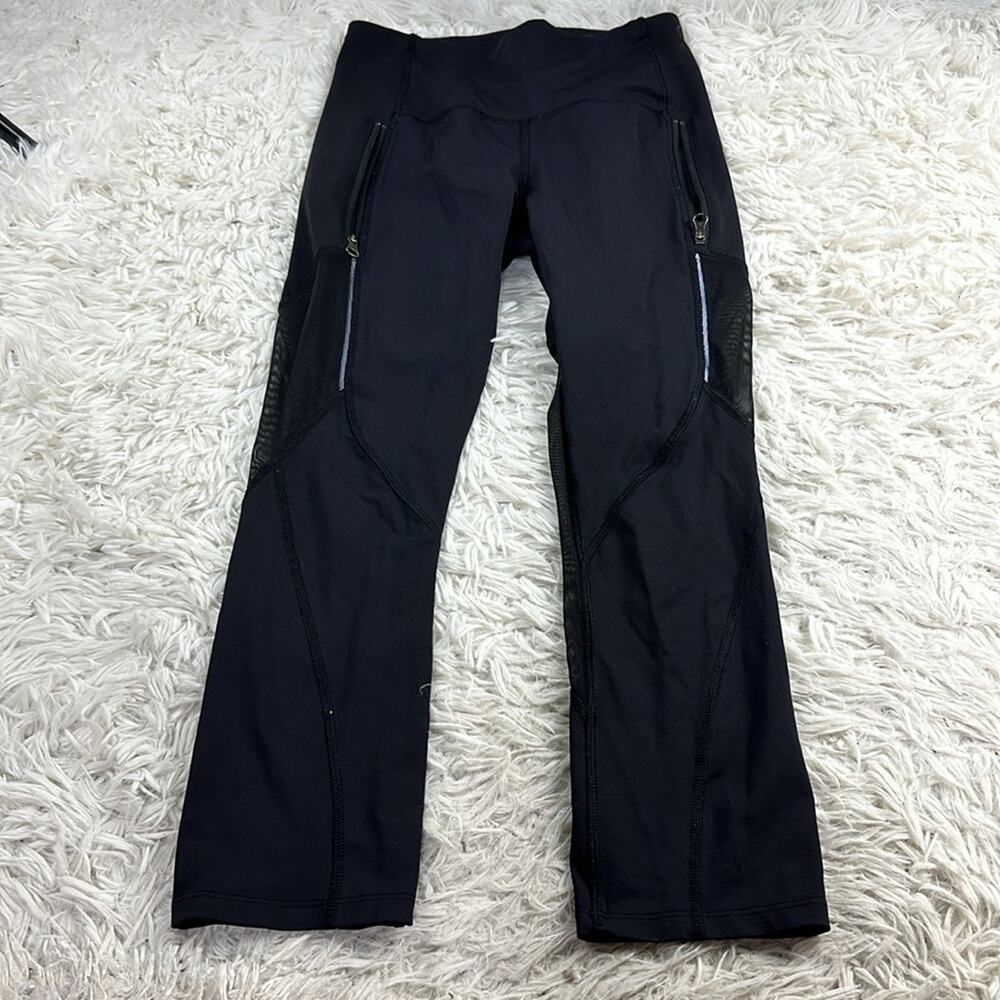 Lululemon Crops Black